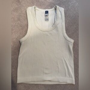 Old Navy Exhale Seamless Fitted Rib Tank